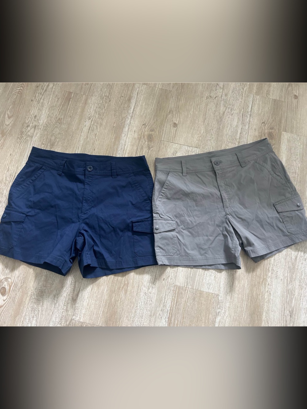 Women’s Eddie Bauer Cargo Shorts Size 14